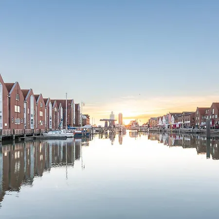 Hafen-zeit Direkt Am Husumer Hafen * Husum (Schleswig-Holstein)
